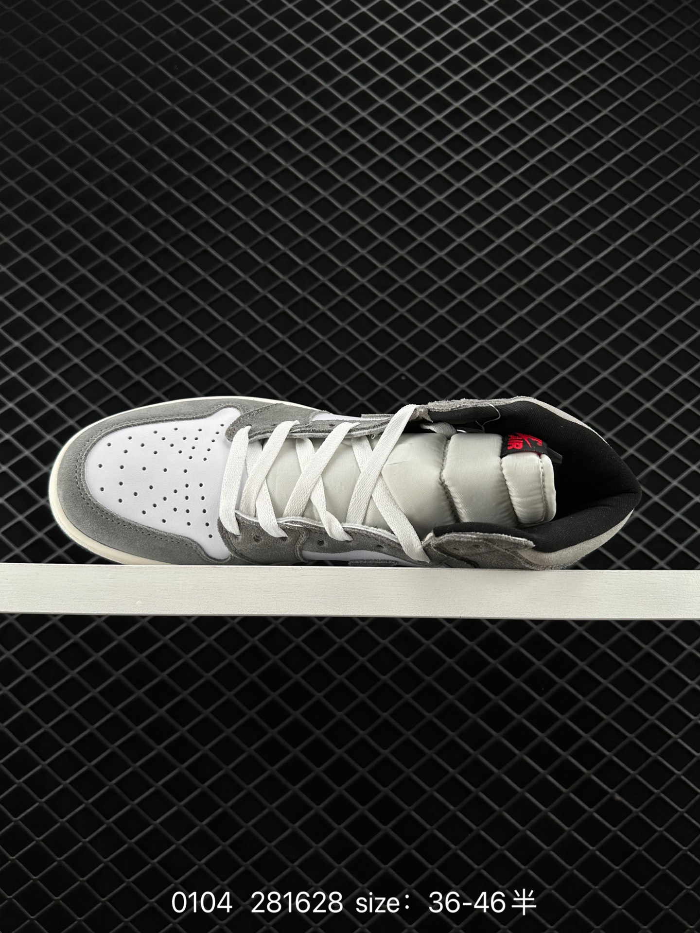 Nike Air Jordan 1 Retro High OG”Black/White“